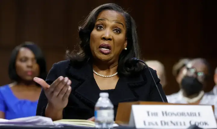 Diretora do Fed entrará com ação contestando demissão feita por Trump