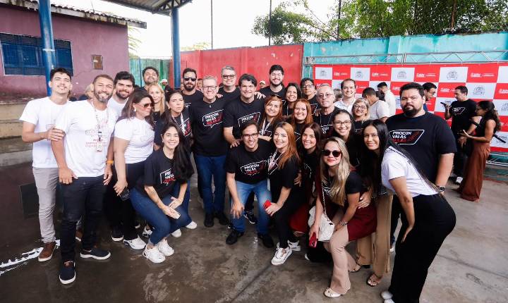 Leo Bezerra anuncia reforma da Escola Municipal Presidente João Pessoa durante aula inaugural do Procon Vai às Aulas 2026