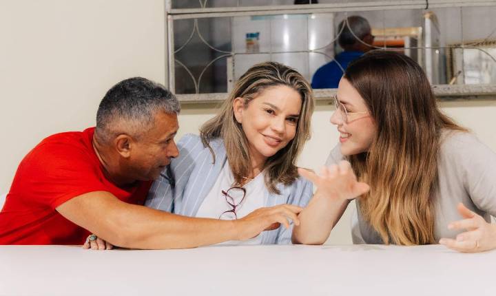 Prefeita Karla Pimentel reúne lideranças ao lado de Olívia Motta e reforça diálogo com comunidades do Conde