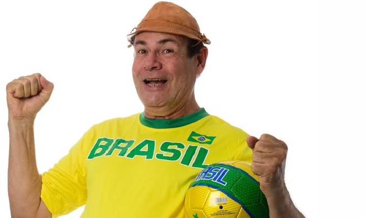 Zé Lezin chega ao Teatro Severino Cabral com novo espetáculo dias 15 e 16 de maio