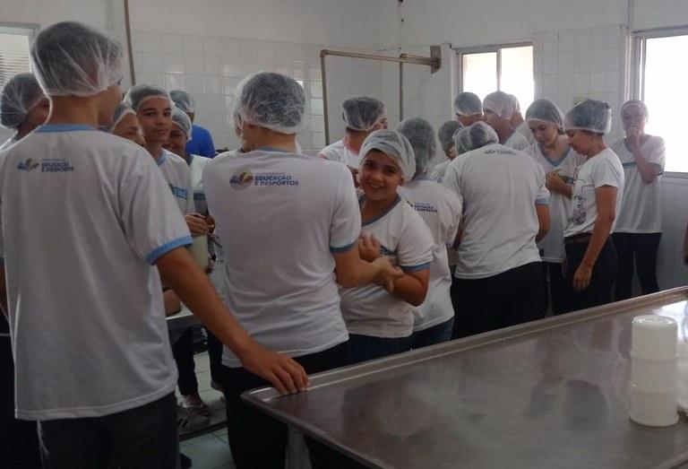 Alunos de Gurjão participam de Curso de Processamento de Leite e Derivados em Pendência