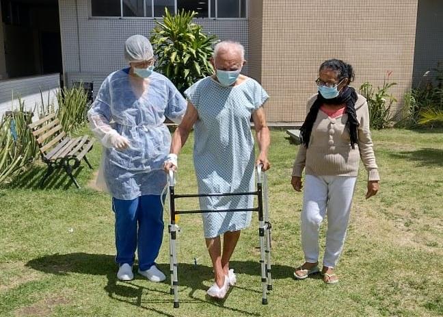 Humanização: Hemodinâmica de Campina Grande promove passeio terapêutico ao ar livre para pacientes