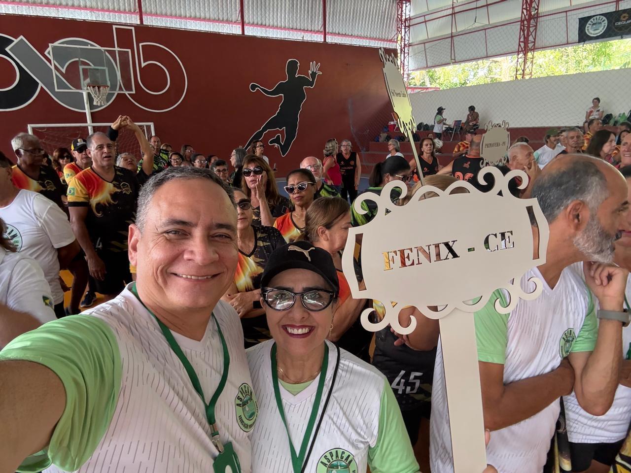 Atleta Ana Gorette ao lado do seu esposo Isaías.