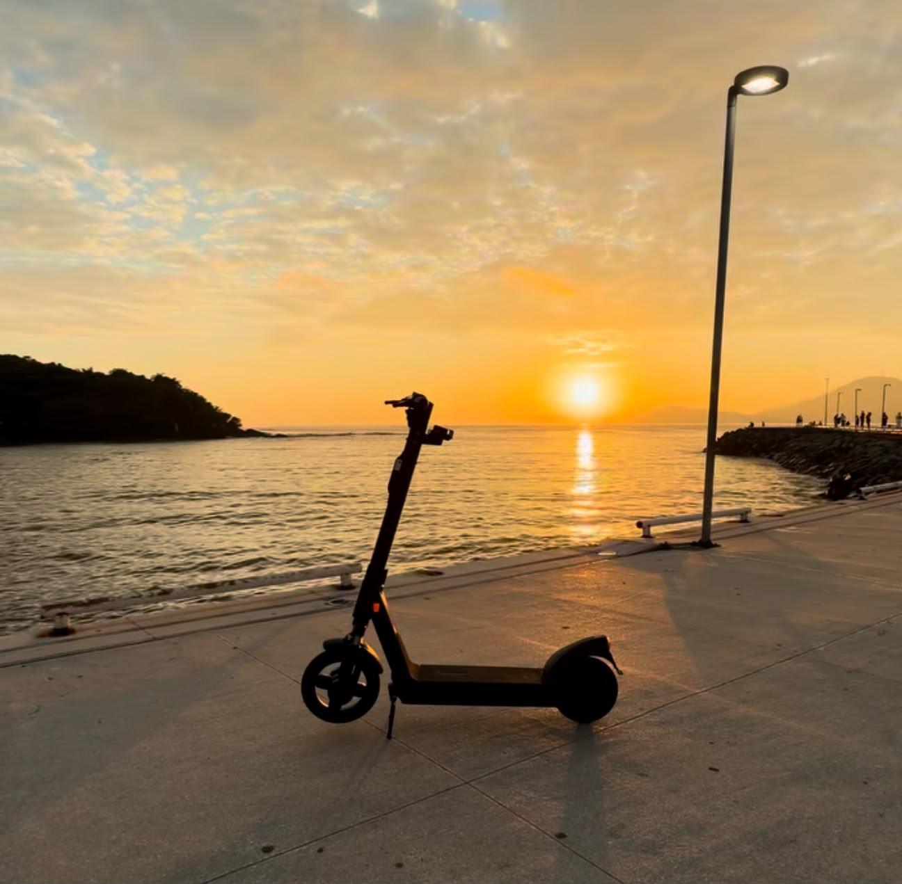 Patinetes elétricos ampliam opções de mobilidade na orla de João Pessoa