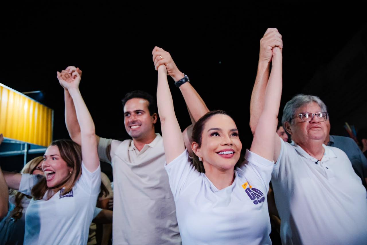 Karla Pimentel reúne multidão e dá largada ao movimento 'Pra Cima Paraíba' no Litoral Sul